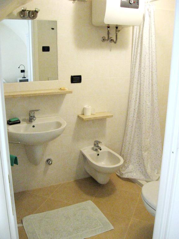 Nino Bixio Apartment Riva Ligure Exteriör bild